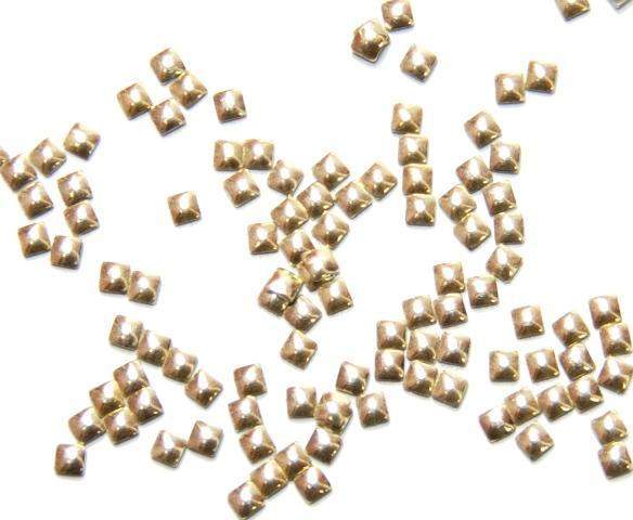 Fuschia, Fuschia Nail Art - Nail Studs - Small Light Gold Square, Mk Beauty Club, Metal Parts